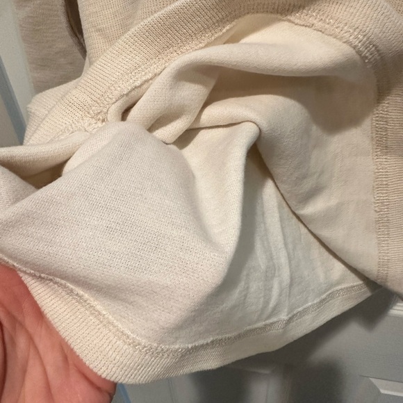 Eddie Bauer Men's Cream Sweater - Picture 4 of 5